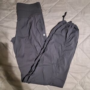 Lululemon joggers